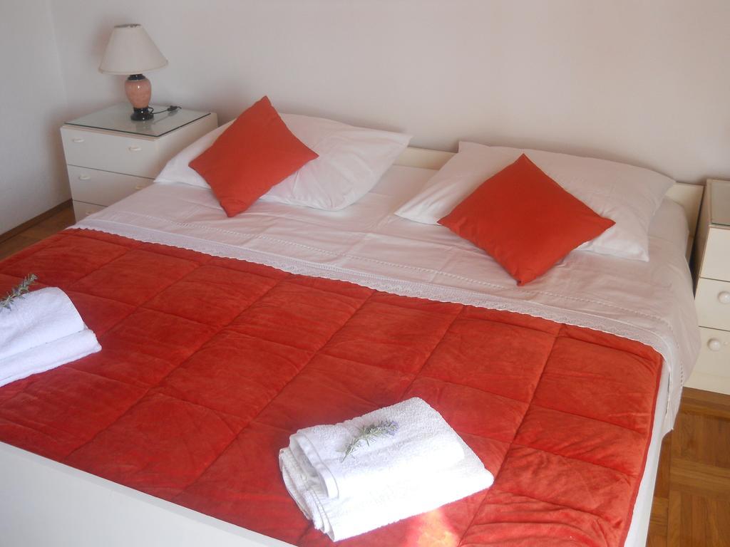 Apartments Ada Novak Hvar Town Pokoj fotografie